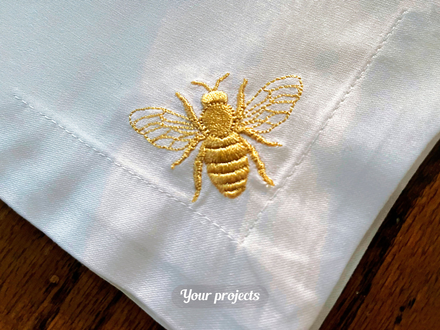 Mini Bee Monochrome